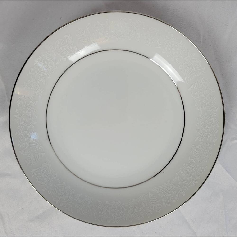 Crown Victoria Lovelace 5.5" China Bowl